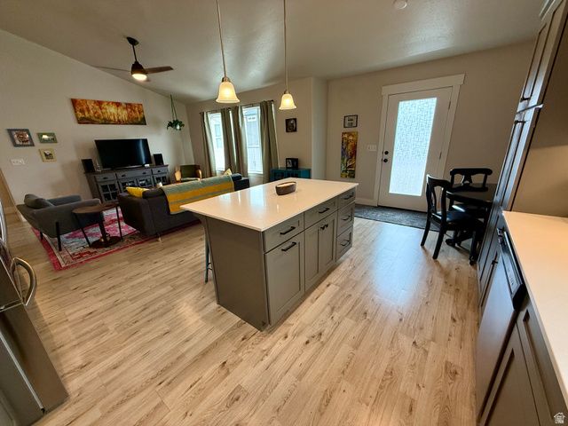 128 N FOXMOOR WAY, Saratoga Springs, UT 84045