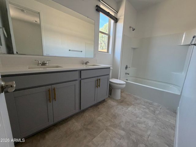 993 W SHANNONS Way, Coolidge, AZ 85128