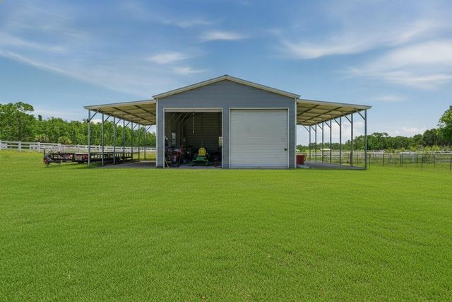 7242 BLACK ROAD, Lake Wales, FL 33898
