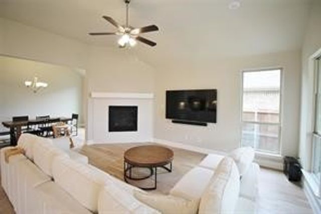 1523 Wild Indigo Drive, Mansfield, TX 76063