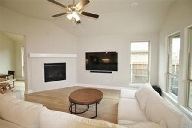 1523 Wild Indigo Drive, Mansfield, TX 76063