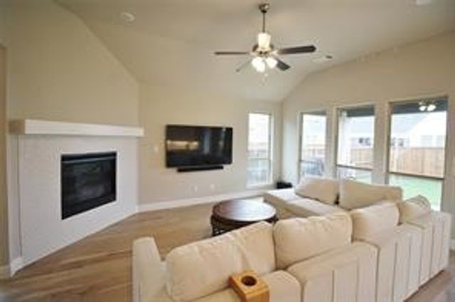 1523 Wild Indigo Drive, Mansfield, TX 76063