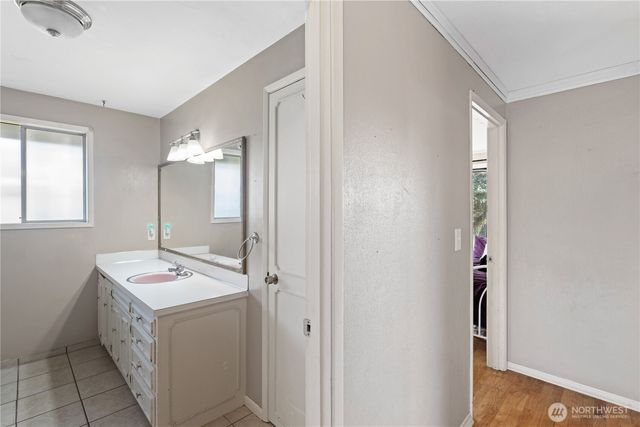 1717 E Street, Lynden, WA 98264