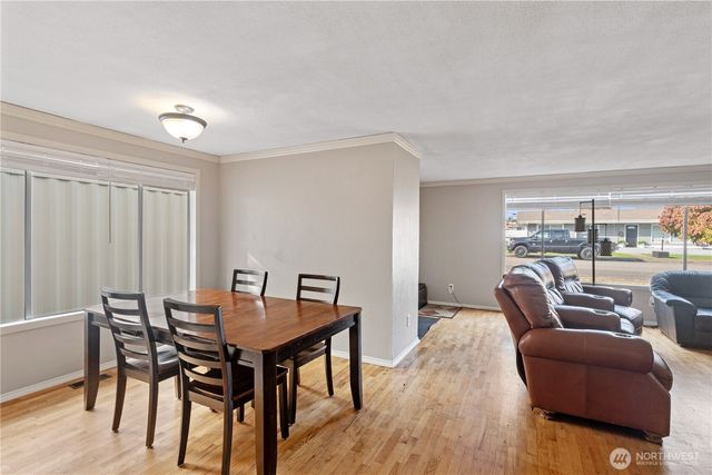 1717 E Street, Lynden, WA 98264