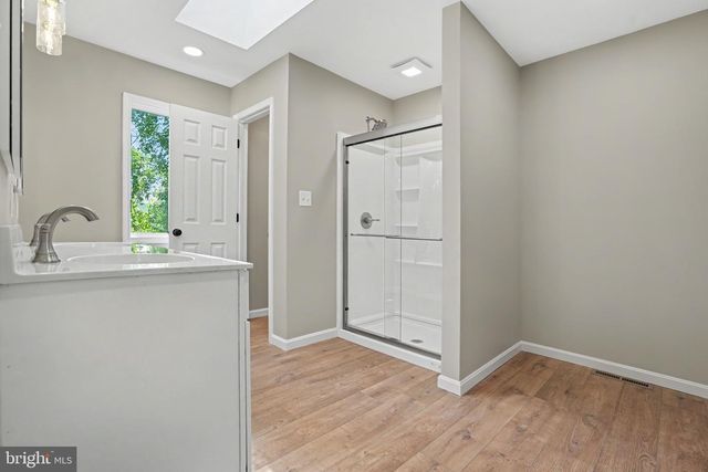 1740 CREEK VISTA DR, New Cumberland, PA 17070
