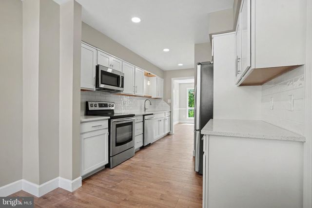 1740 CREEK VISTA DR, New Cumberland, PA 17070