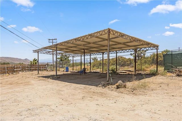 5100 Oil Well Rd, Phelan, CA 92371