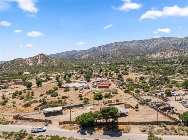 5100 Oil Well Rd, Phelan, CA 92371