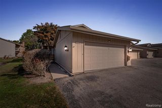 7114 Pebble Park Drive, West Bloomfield, MI 48322