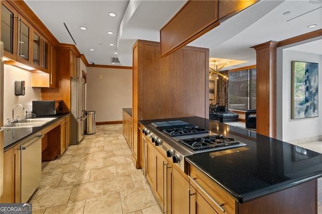 3445 Stratford Road NE 2404, Atlanta, GA 30326