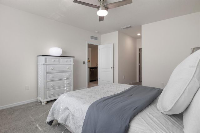 2006 DOE RUN DRIVE, Davenport, FL 33837