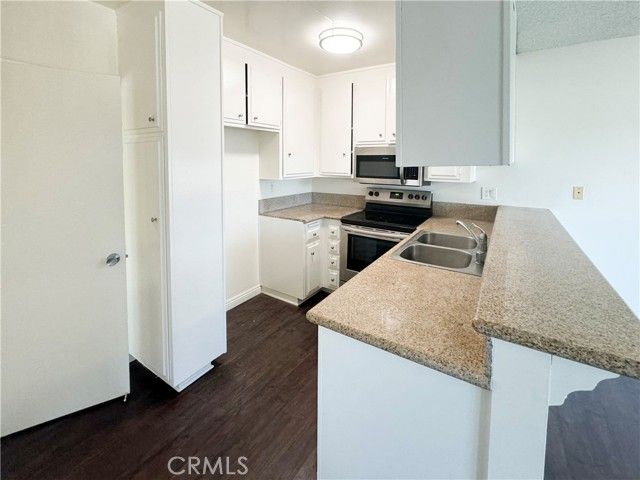 3649 Emerald Street 116, Torrance, CA 90503