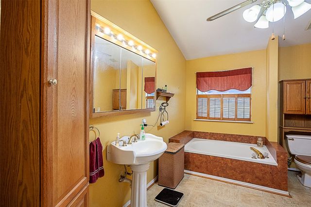 7967 Fm 365 Road, Beaumont, TX 77705