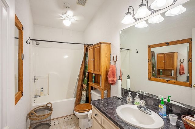 7967 Fm 365 Road, Beaumont, TX 77705