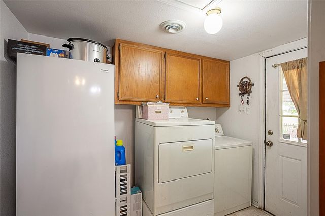 7967 Fm 365 Road, Beaumont, TX 77705