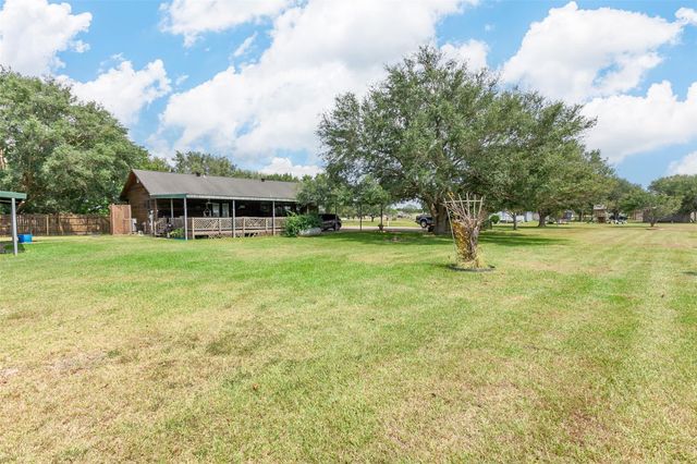 7967 Fm 365 Road, Beaumont, TX 77705