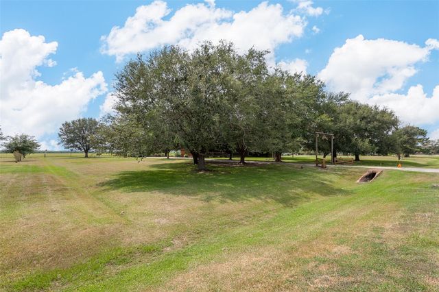 7967 Fm 365 Road, Beaumont, TX 77705