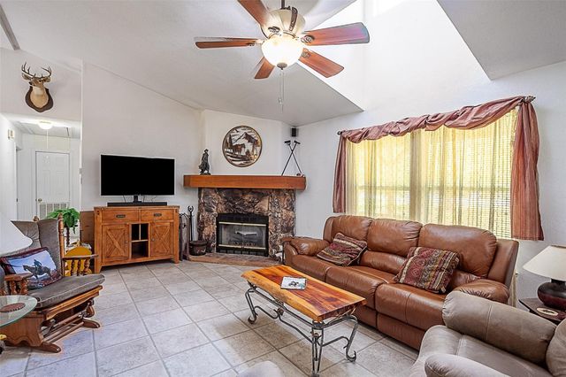 7967 Fm 365 Road, Beaumont, TX 77705