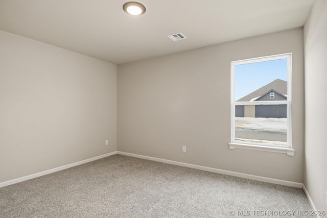 10893 S 277th East Avenue, Coweta, OK 74429