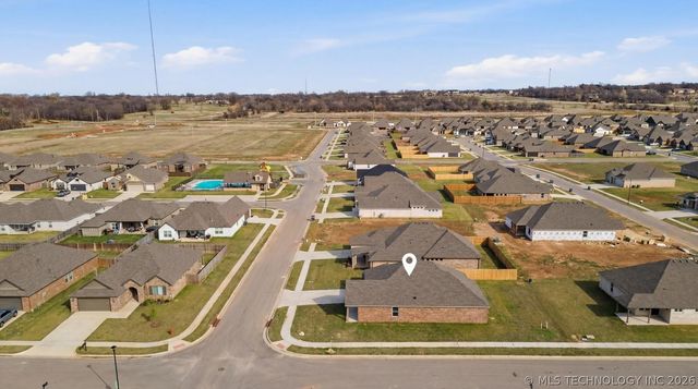 10893 S 277th East Avenue, Coweta, OK 74429