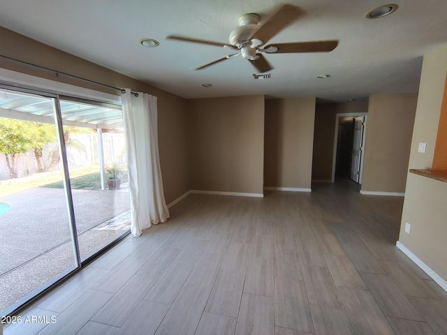 6756 S Oak Street, Tempe, AZ 85283