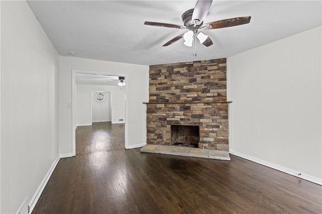 8105 E 80th Terrace, Kansas City, MO 64138