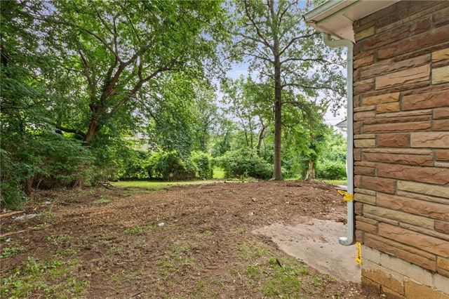 8105 E 80th Terrace, Kansas City, MO 64138