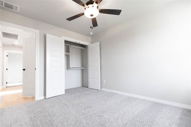 10304 SW 56th Street, Mustang, OK 73064