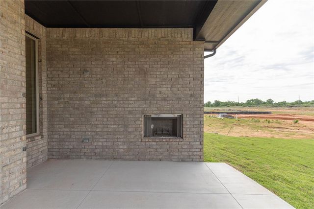 10304 SW 56th Street, Mustang, OK 73064