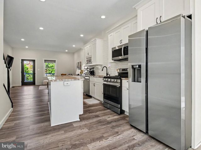 3915 ROLAND AVE, Baltimore, MD 21211