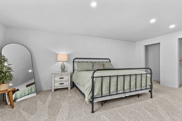 4131 W Griffin Creek Road, Medford, OR 97501