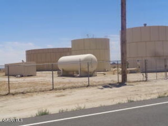 Ave. A6 Vic 78 Stw, Lancaster, CA 93536