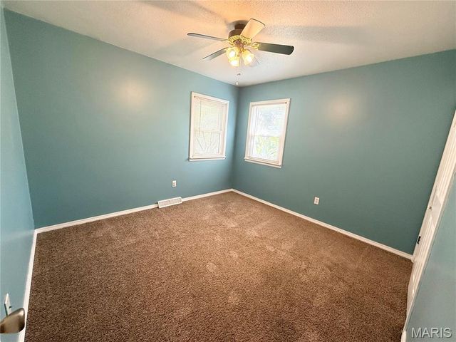 405 Pam Street, Sikeston, MO 63801