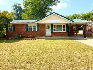405 Pam Street, Sikeston, MO 63801