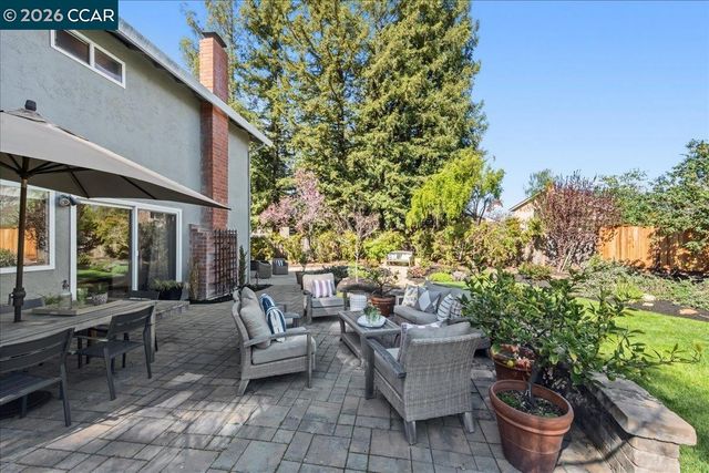 109 Posada Ct, San Ramon, CA 94583