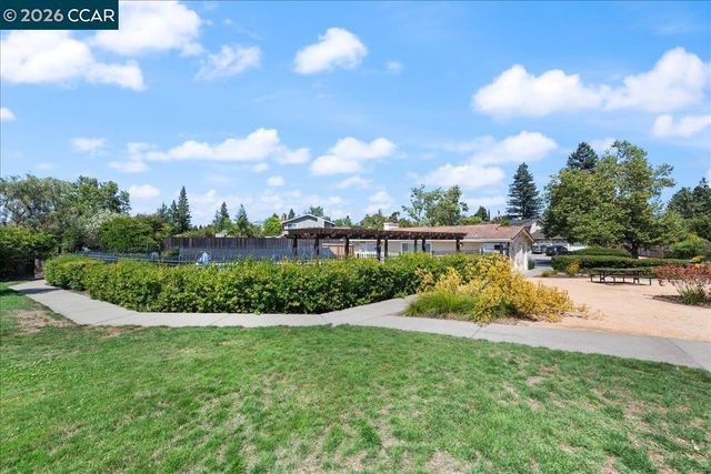 109 Posada Ct, San Ramon, CA 94583