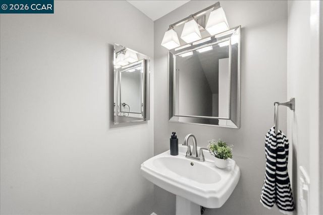 109 Posada Ct, San Ramon, CA 94583