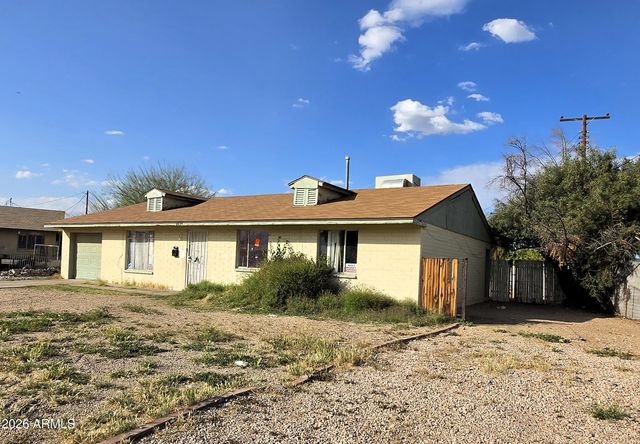 6438 W MONTEBELLO Avenue, Glendale, AZ 85301