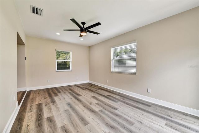 8403 LOPEZ DRIVE, Tampa, FL 33615