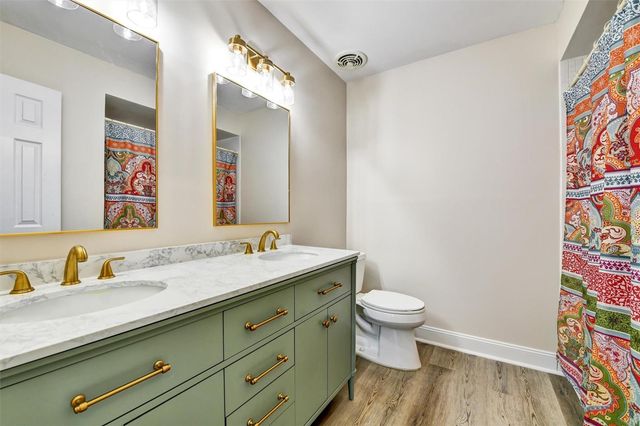 8403 LOPEZ DRIVE, Tampa, FL 33615