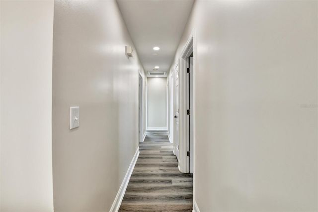 8403 LOPEZ DRIVE, Tampa, FL 33615