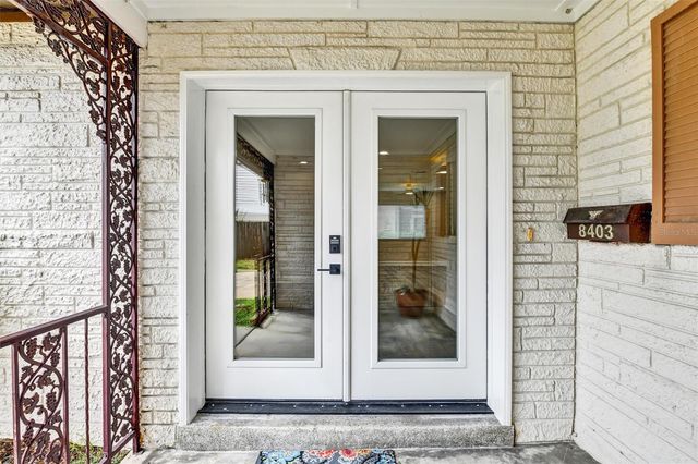 8403 LOPEZ DRIVE, Tampa, FL 33615