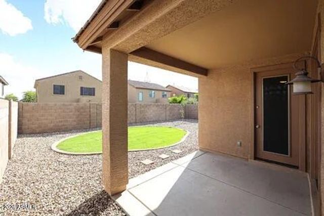18009 W SUNNYSLOPE Lane, Waddell, AZ 85355