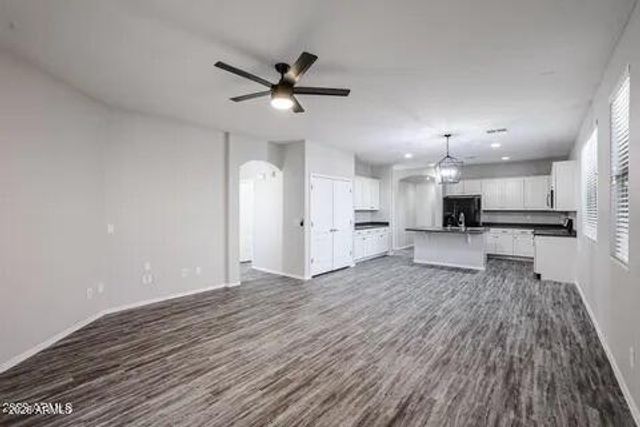 18009 W SUNNYSLOPE Lane, Waddell, AZ 85355