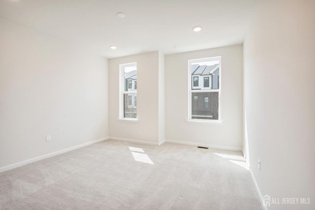 628 Sadie Circle, New Brunswick, NJ 08901