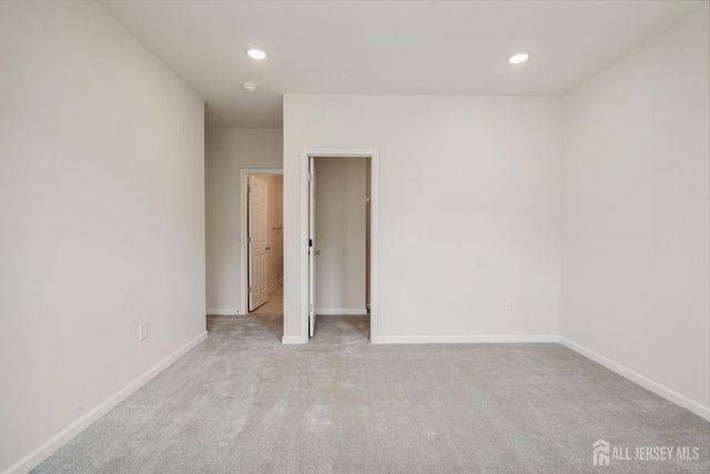 628 Sadie Circle, New Brunswick, NJ 08901