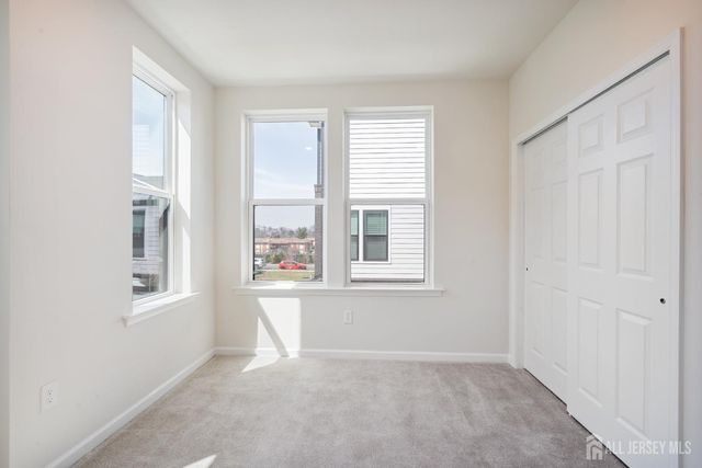 628 Sadie Circle, New Brunswick, NJ 08901