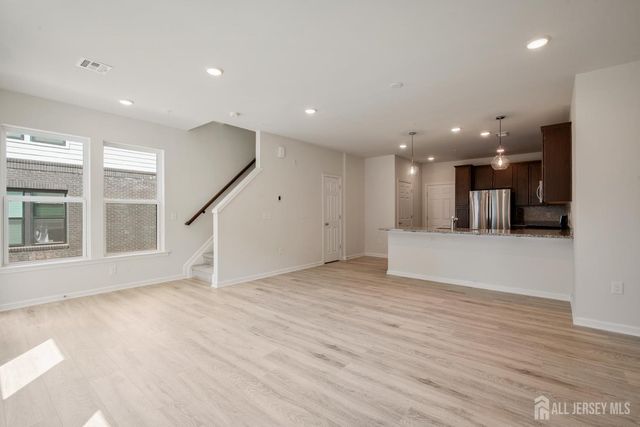 628 Sadie Circle, New Brunswick, NJ 08901