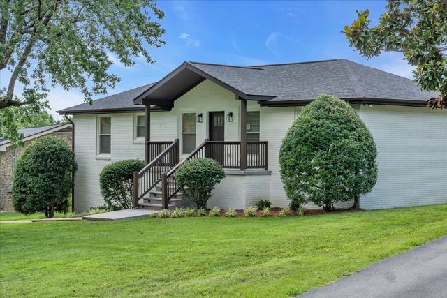 7320 Coronado Ct, Nashville, TN 37221