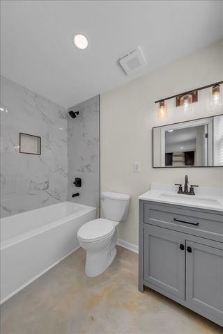 7320 Coronado Ct, Nashville, TN 37221